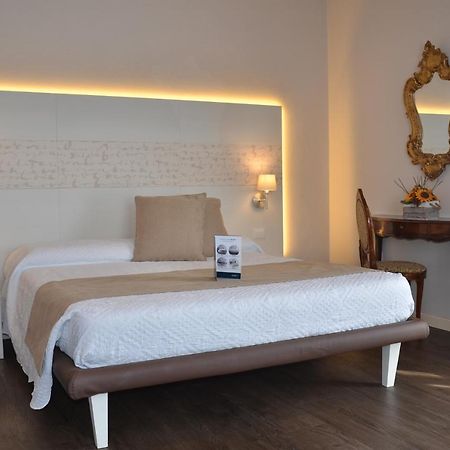 H2O Bed & Breakfast Sirmione Luaran gambar